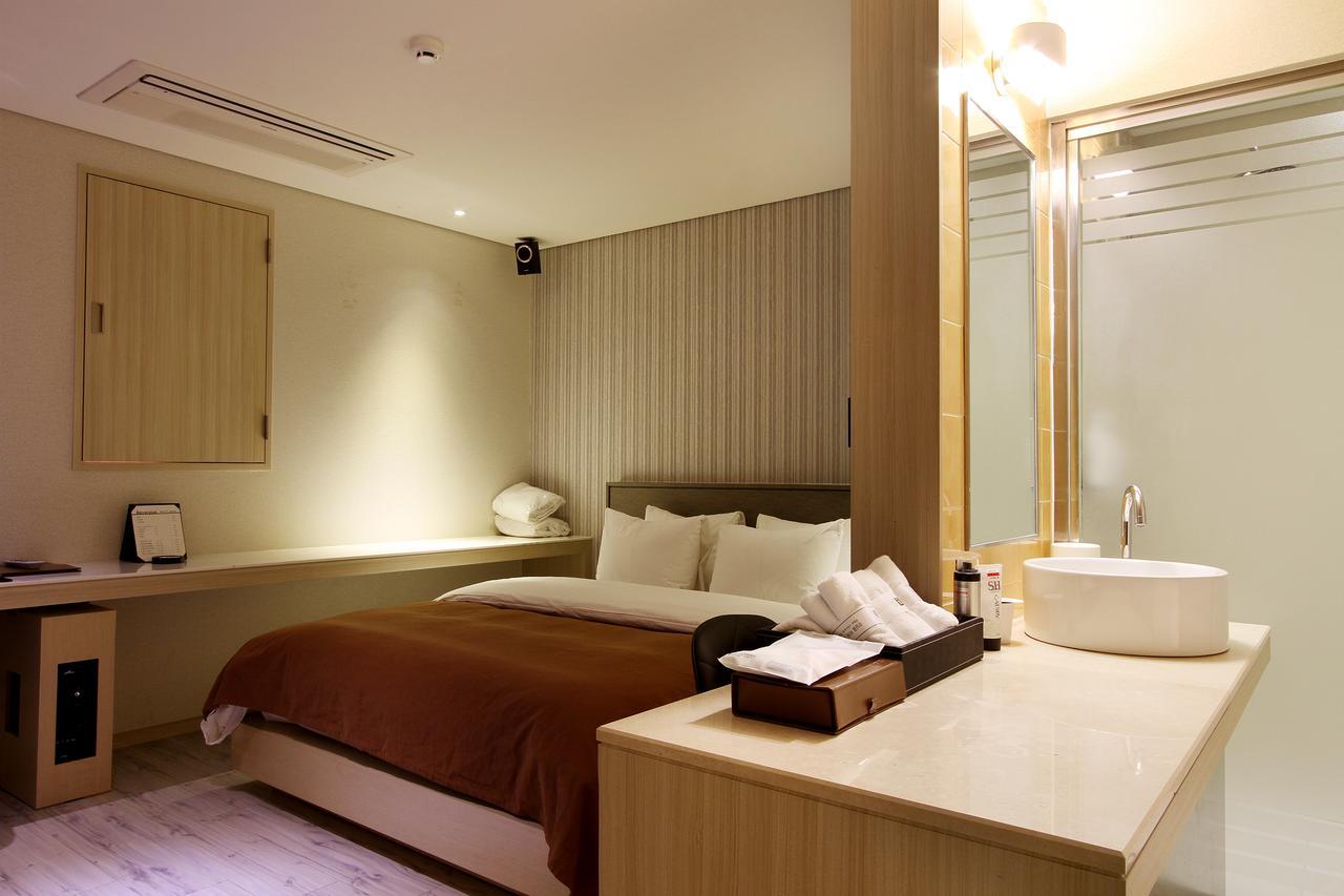 Uijeongbu Latree Hotel Dış mekan fotoğraf