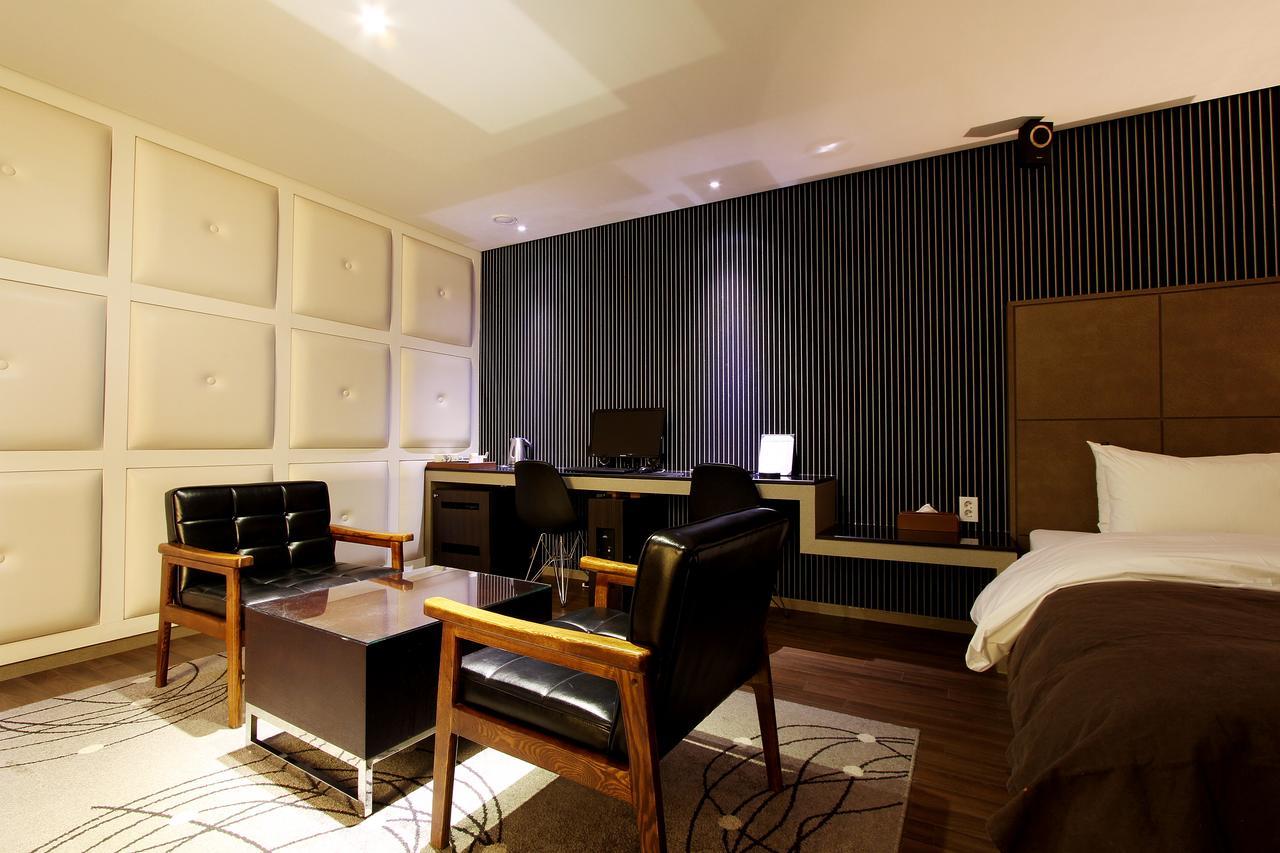 Uijeongbu Latree Hotel Dış mekan fotoğraf